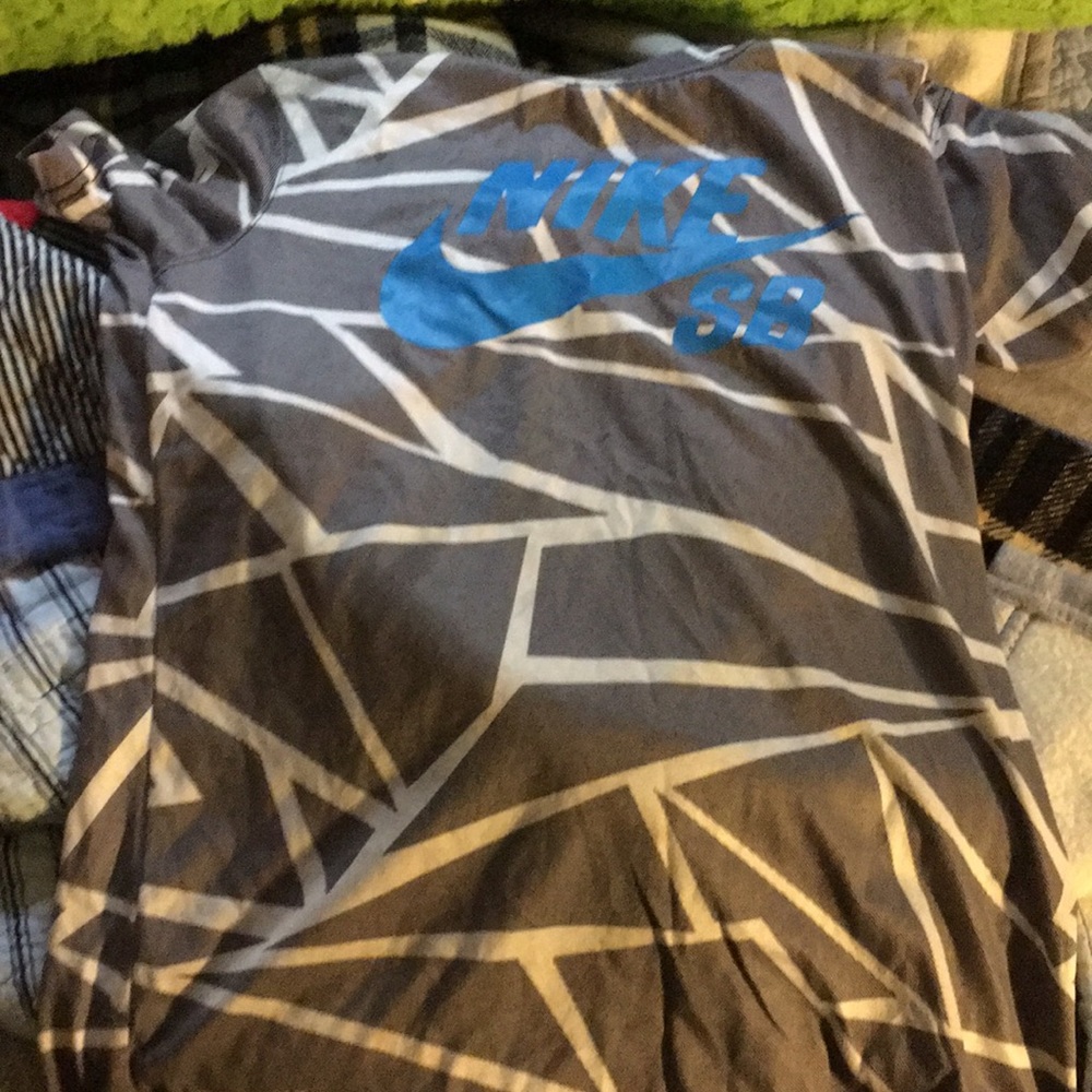 Nike Sb shirt! Athletic type